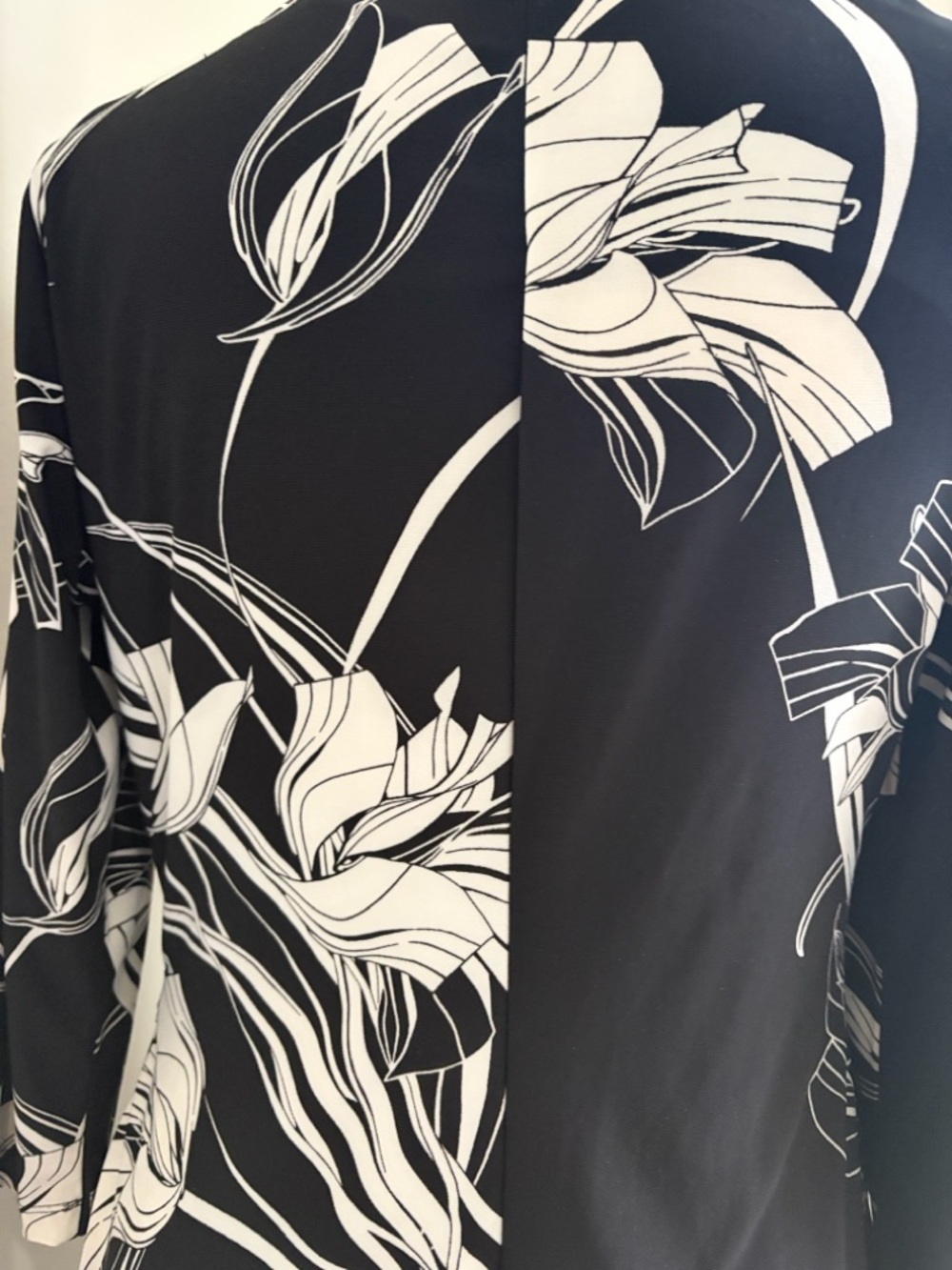 Anne Klein Black and White Floral Midi Dress with Draped Side - Picture 9 of 11